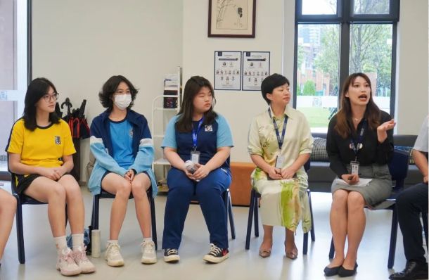 海口哈罗之友与校方共同发起了“灯塔计划”(图5)