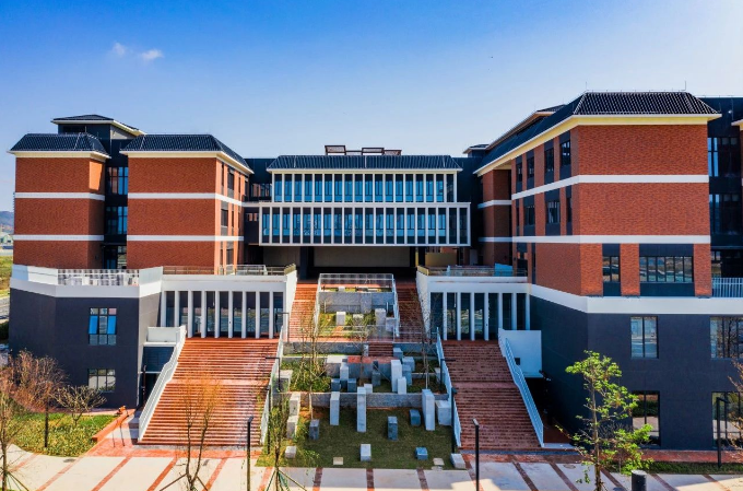 横琴哈罗礼德学校2024/25年简章！(图3)