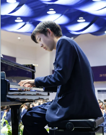 Graduate Story｜当哥特文学少年爱上物理：Simon X的牛津之路，从哈罗北京出发(图5)
